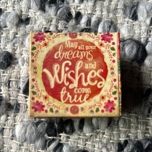 🆕 Floral Wish in a Bottle key chain from Natural Life. Brand new!💥💥